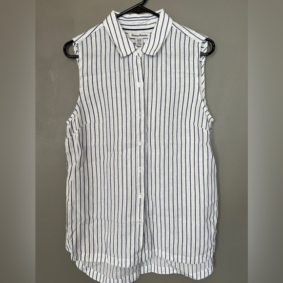 Lot of 5 button ups! Like new! - Picture 11 of 14